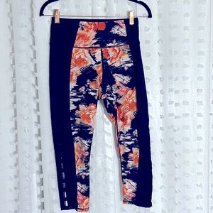 Betsy Johnson leggings